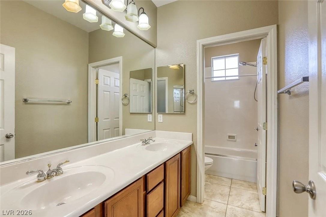 692 Blue Crystal Creek Rd - Photo 3 of 29