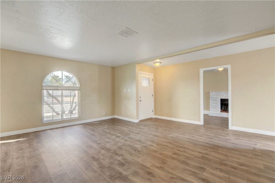 4316 Ridgeville St - Photo 7 of 26