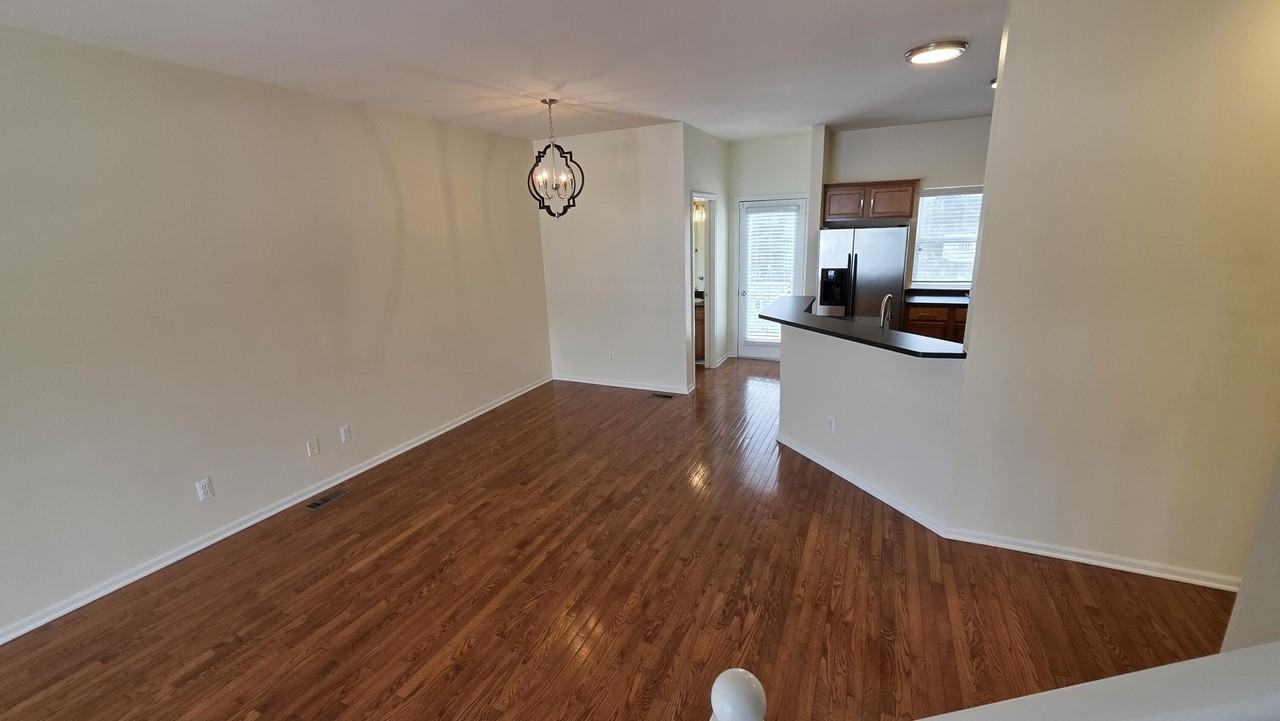 1547 Cass Lake Rd - Photo 3 of 24