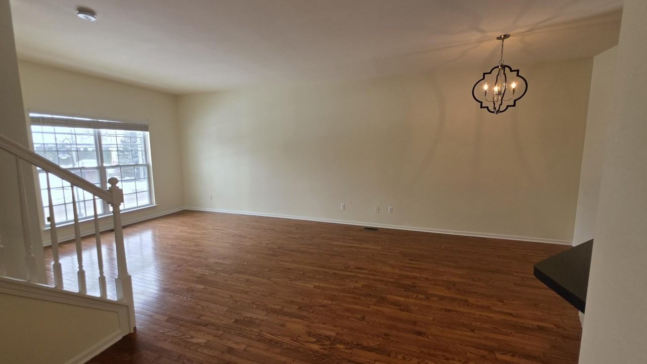 1547 Cass Lake Rd - Photo 4 of 24