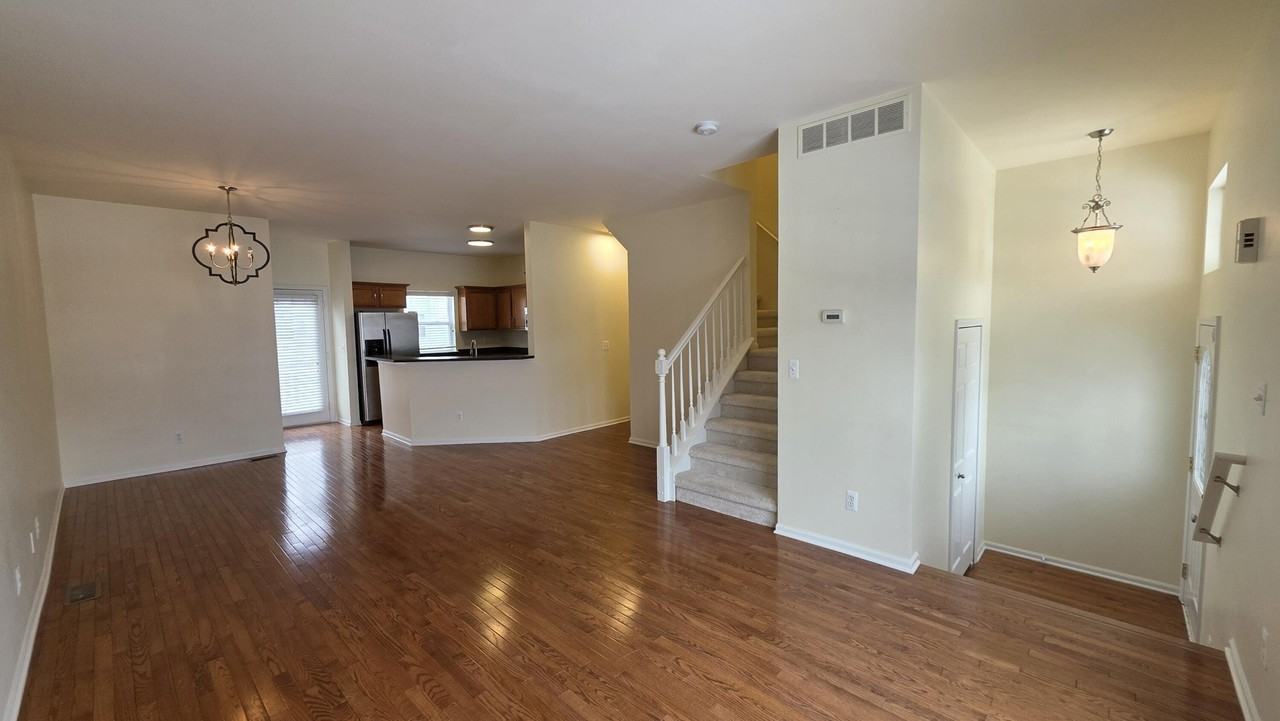 1547 Cass Lake Rd - Photo 6 of 24