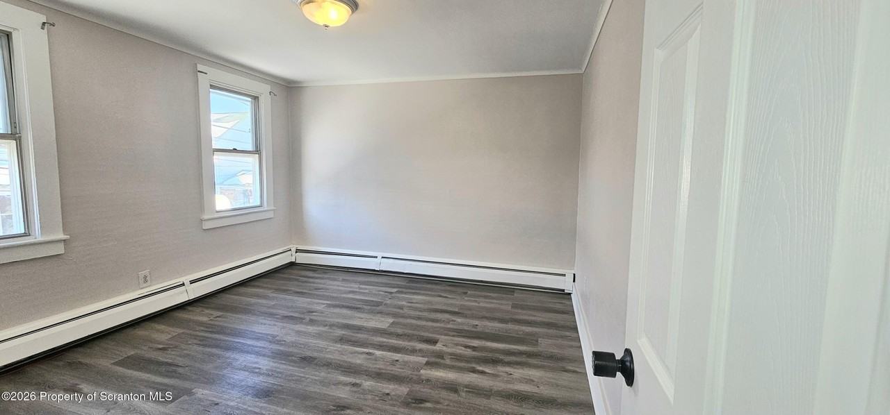 315 Aswell Ct - Photo 5 of 13