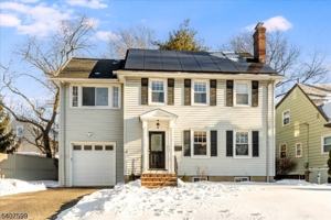 featured image of 348 Tichenor Ave