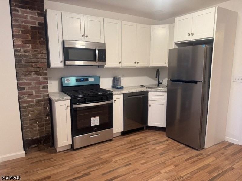 107 Fulton Ave - Photo 3 of 6