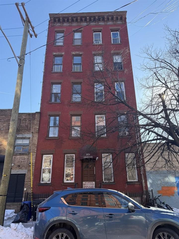 207 15th St #31 - Photo 7 of 7