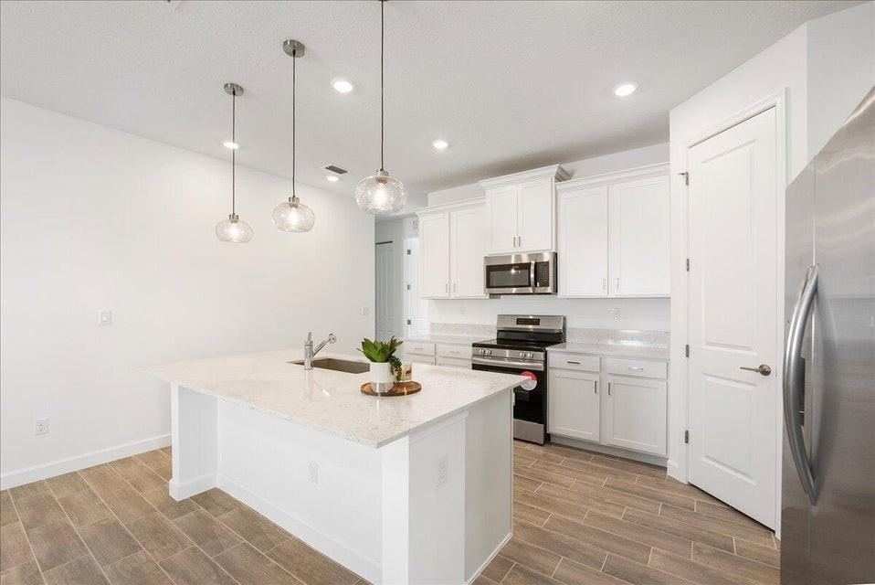 3526 Angler Dr - Photo 6 of 8