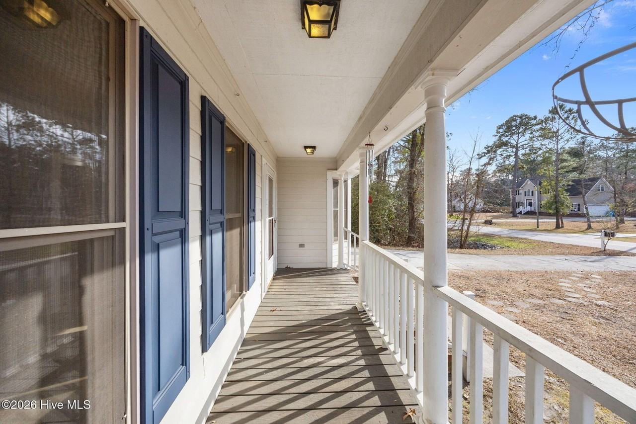 444 Ridge Rd - Photo 2 of 32