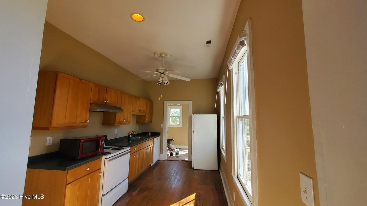 210 N 6th St Unit B #B - Photo 5 of 14