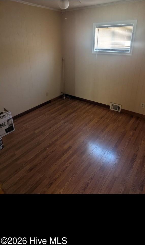 7018 Beach Dr Sw - Photo 5 of 11