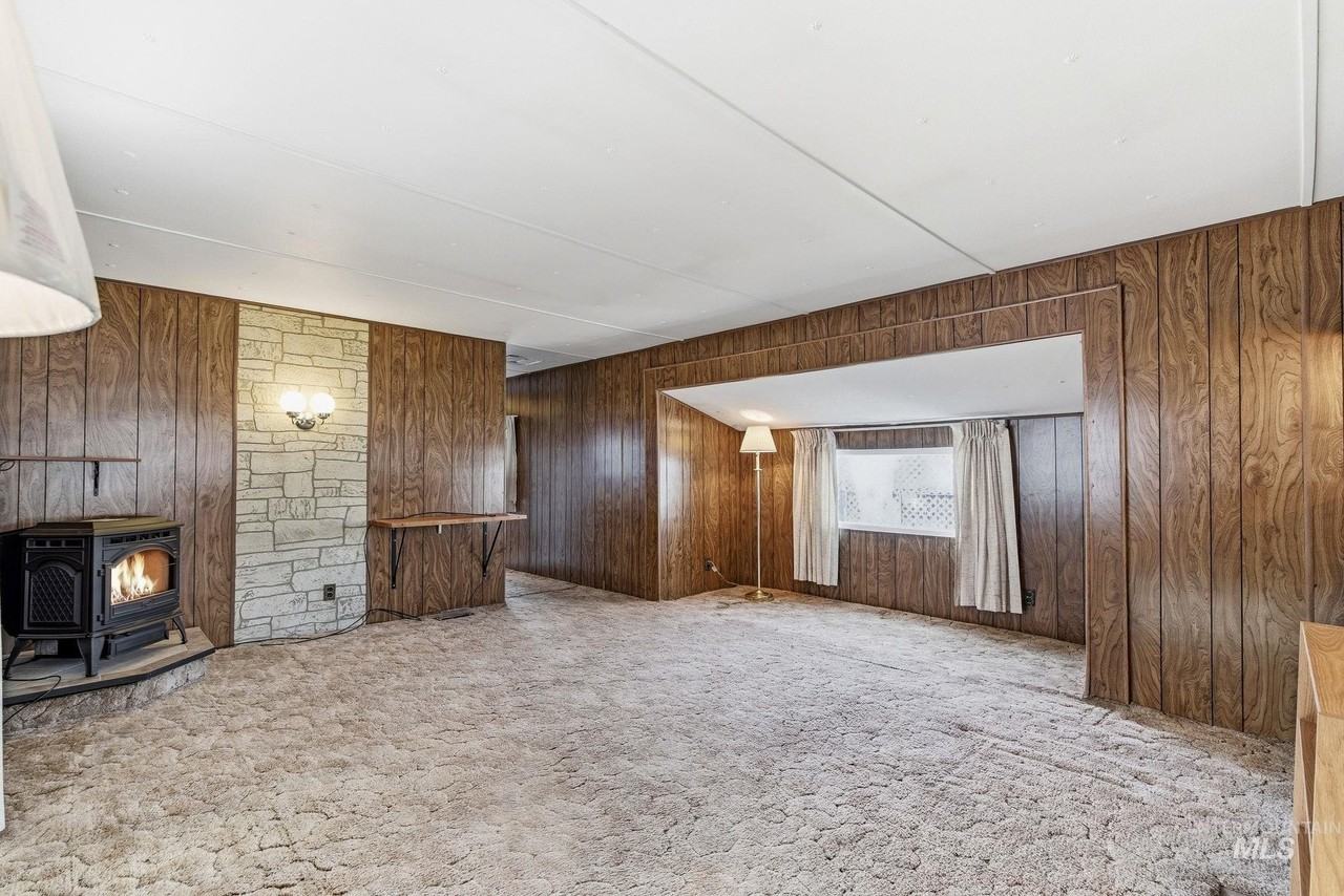 7015 W Royal Glen Ln - Photo 5 of 30