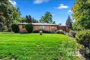 featured image of 10529 W Stardust Dr