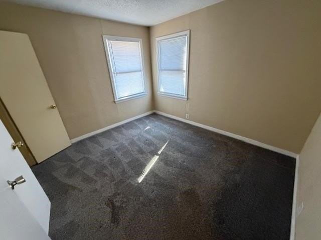 702 Viewcrest Dr - Photo 7 of 11