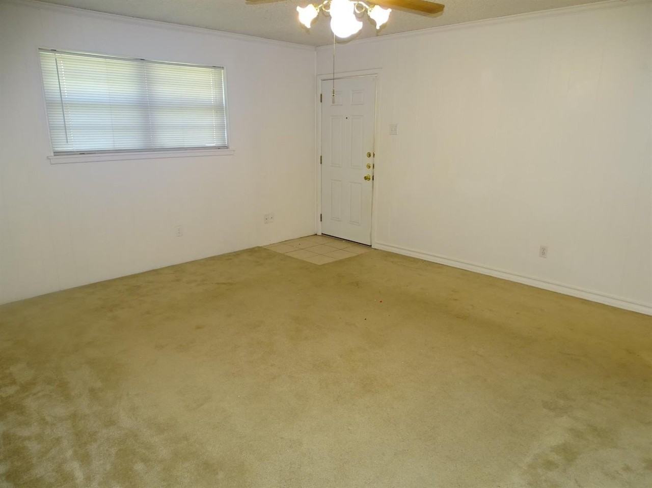 4818 66th St Unit B #B - Photo 3 of 22