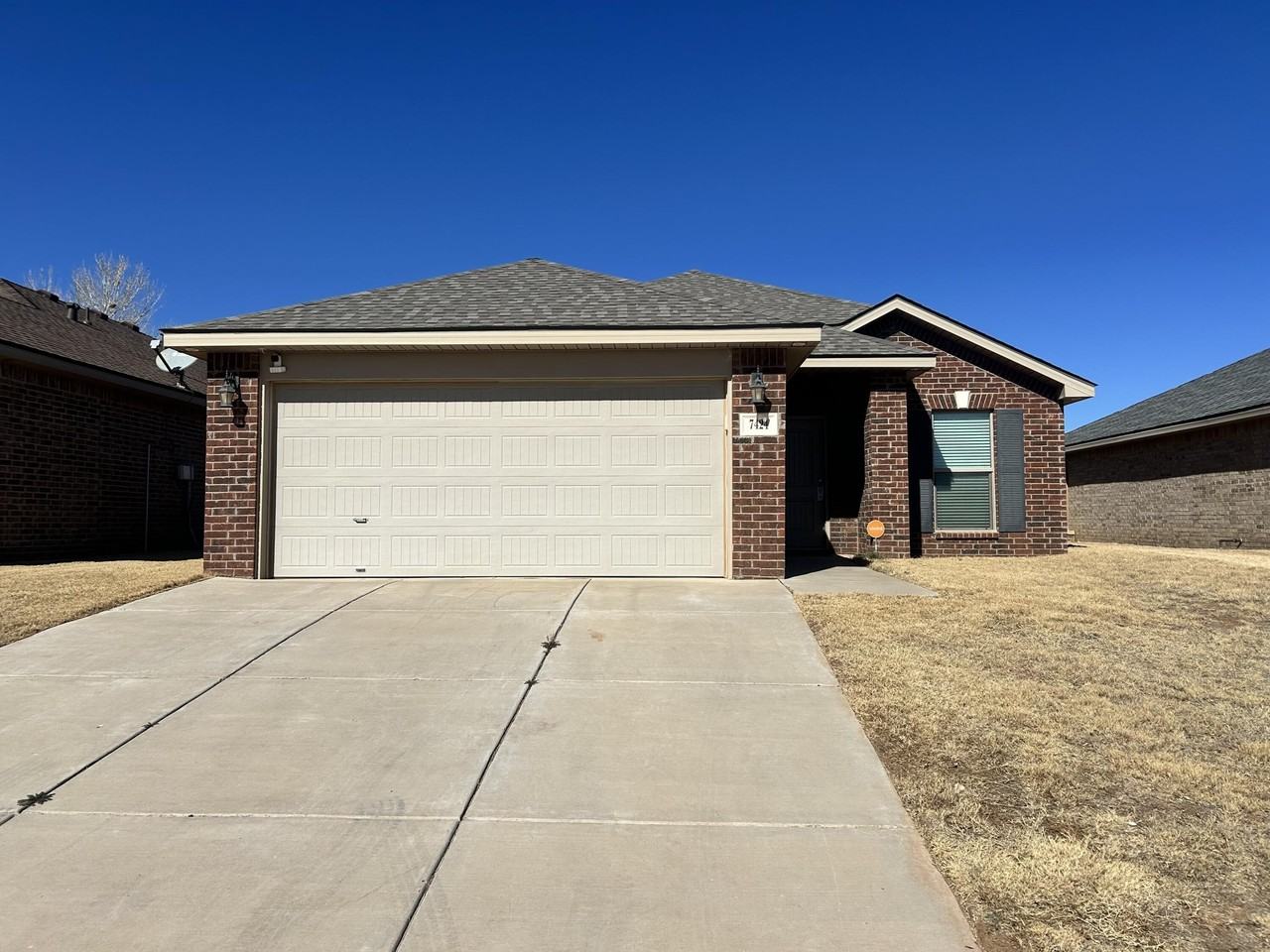 7424 104th St - Photo 2 of 19