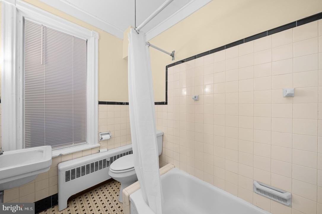 602 W 20th St - Photo 4 of 13