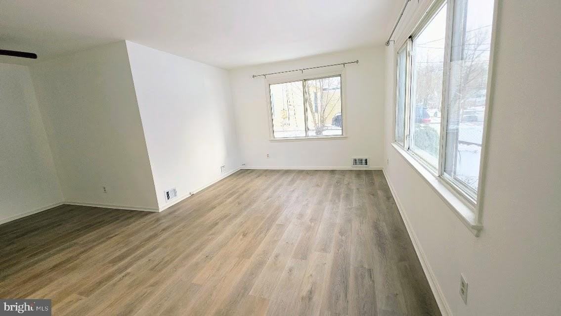 12217 Valleywood Dr - Photo 4 of 36