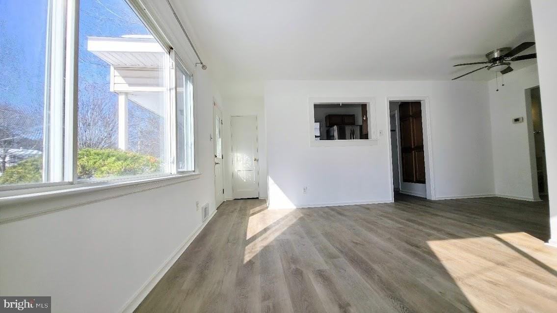 12217 Valleywood Dr - Photo 5 of 36