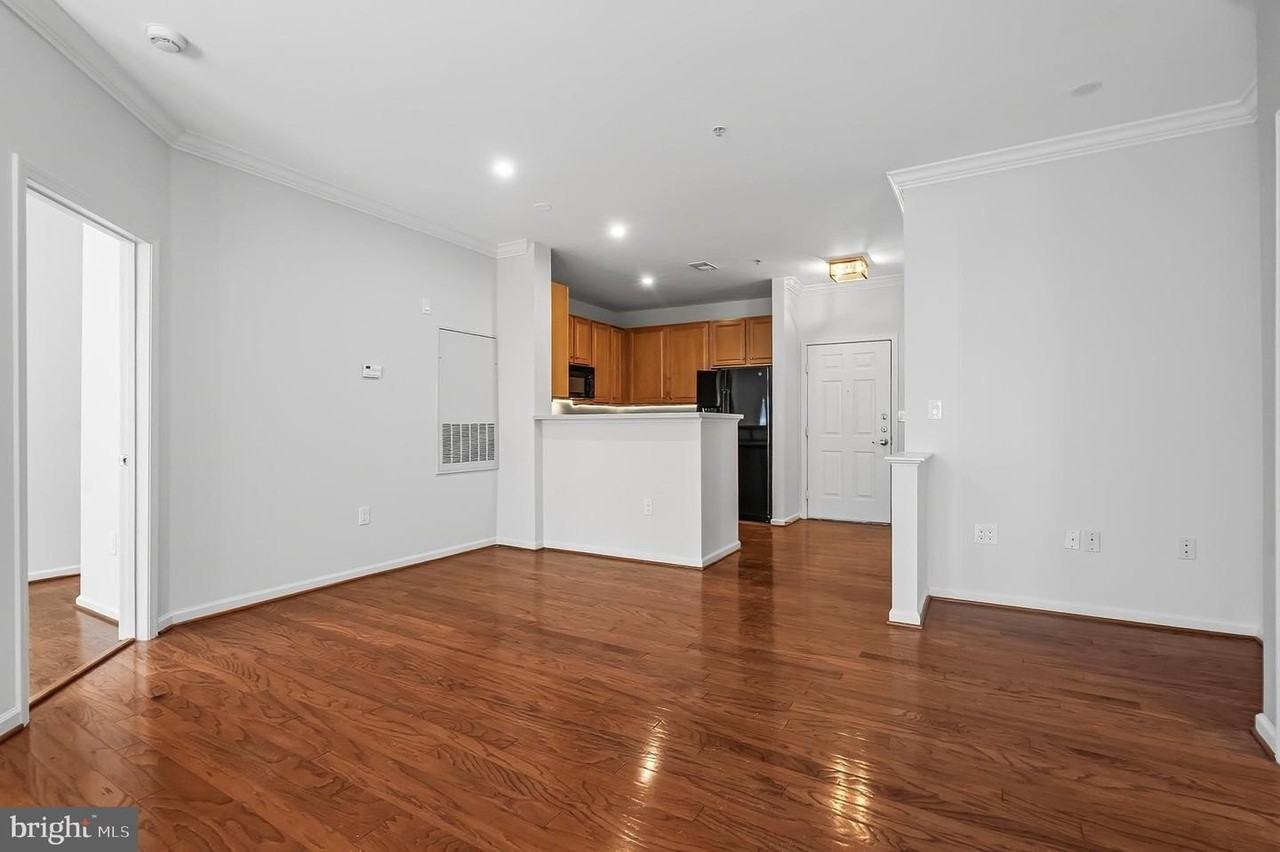 12001 Market St - Photo 5 of 23