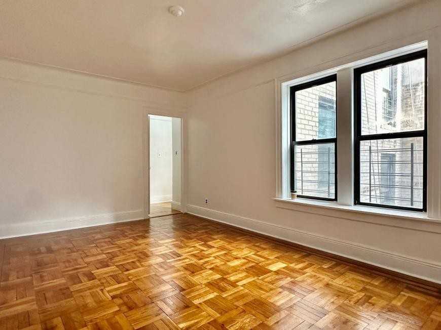 3406 Jordan St - Photo 3 of 10