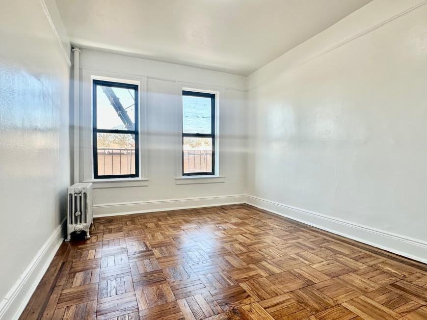 3406 Jordan St - Photo 5 of 10