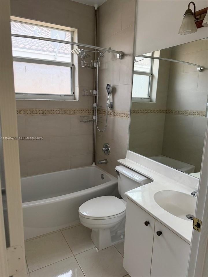 14845 Sw 50th Ct - Photo 4 of 8