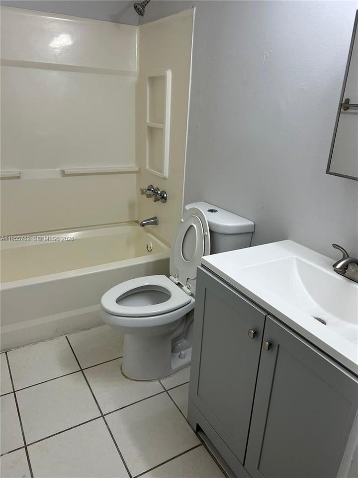 14930 Sw 82nd Ter #16-304 - Photo 4 of 16