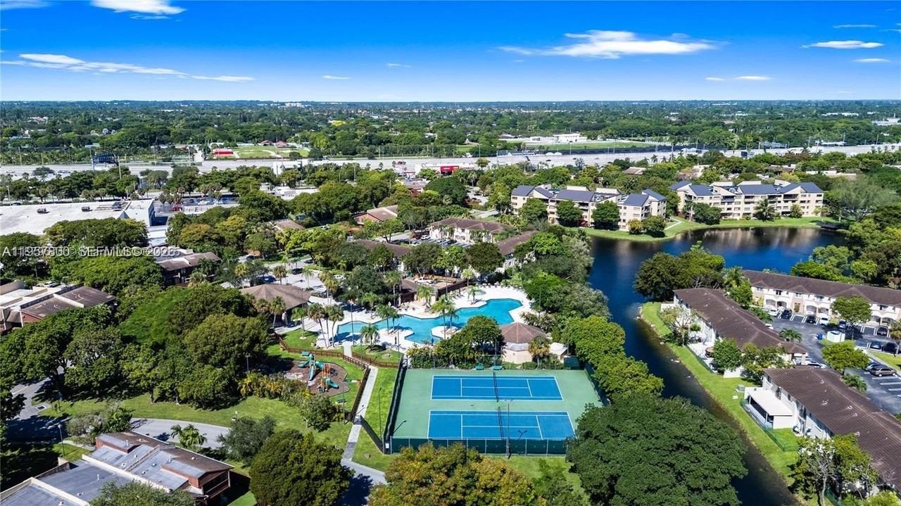 6904 Sw 114th Pl #C58 - Photo 2 of 27