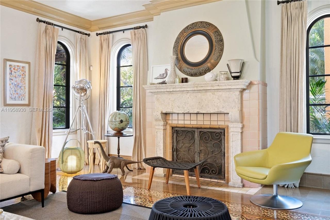 2330 Prairie Ave - Photo 4 of 46