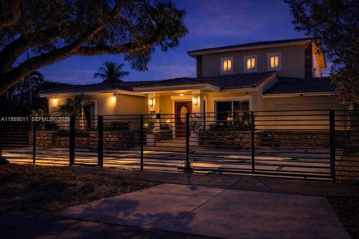 1700 Cleveland Rd - Photo 3 of 50