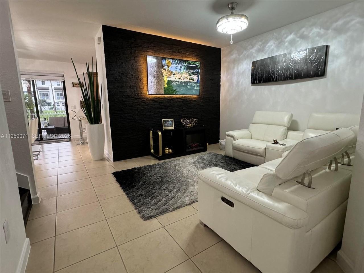 8905 Nw 98th Ave #8905 - Photo 6 of 31