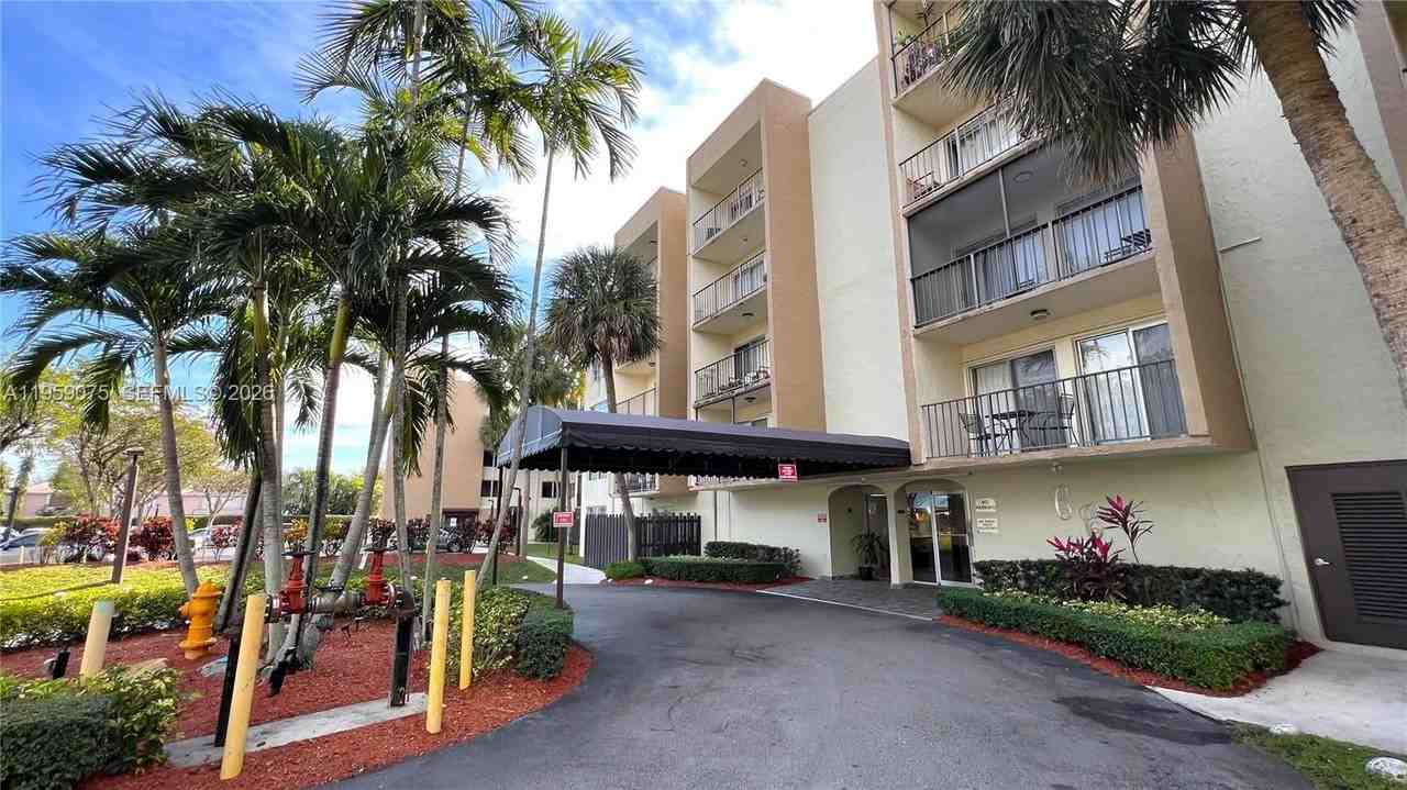 14250 Sw 62nd St #424 - Photo 2 of 24