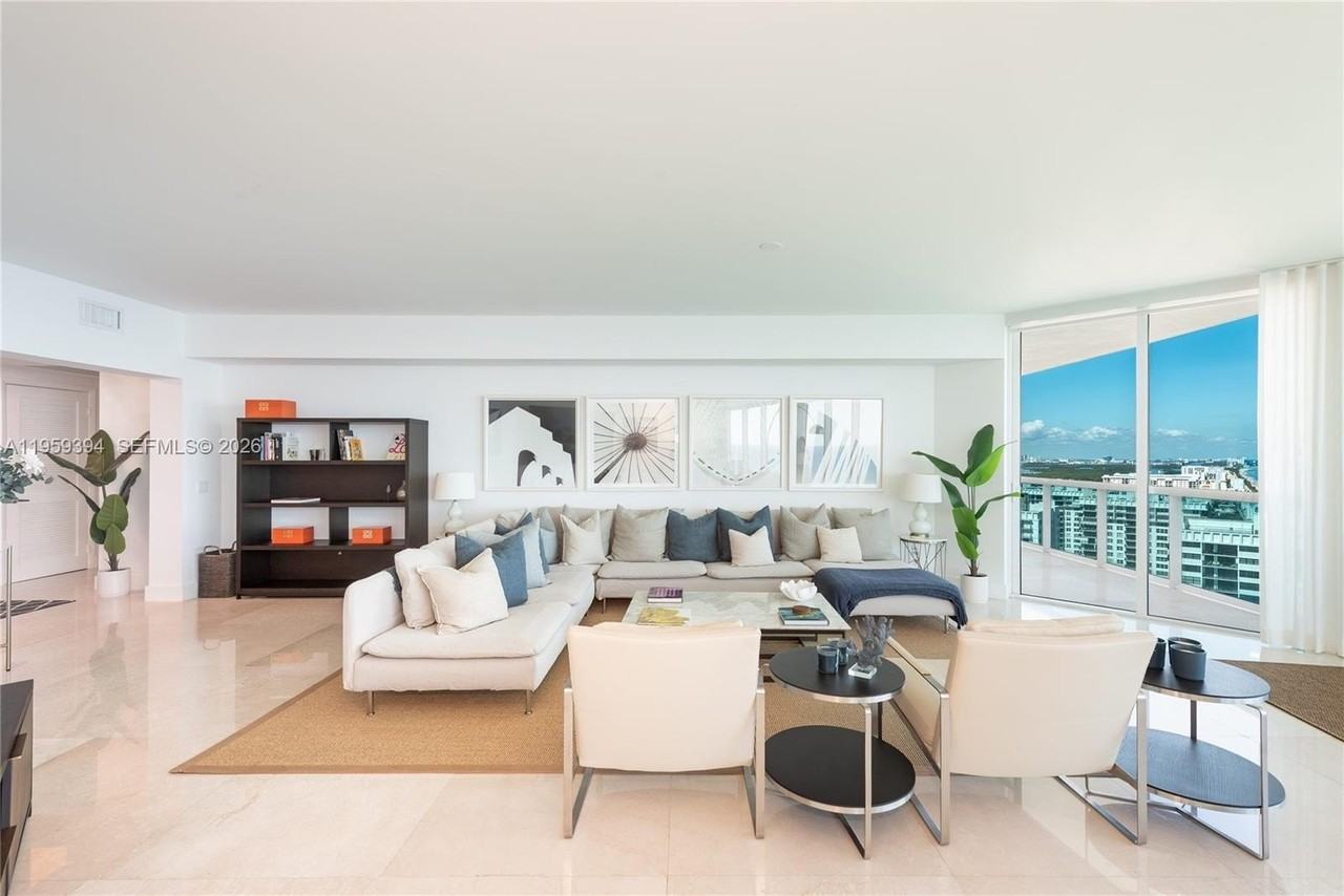 2711 S Ocean Dr #3202 - Photo 7 of 18