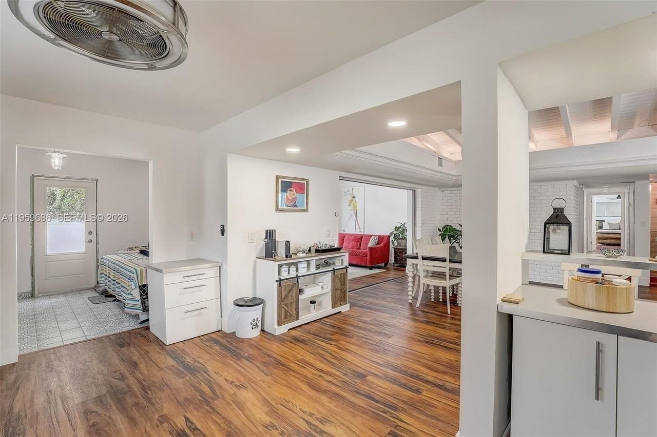 14530 Garden Dr - Photo 4 of 25