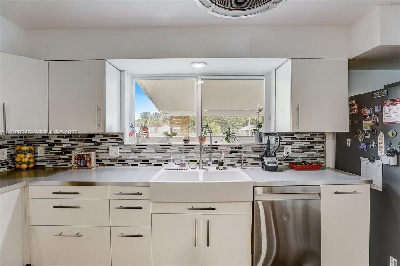 14530 Garden Dr - Photo 5 of 25