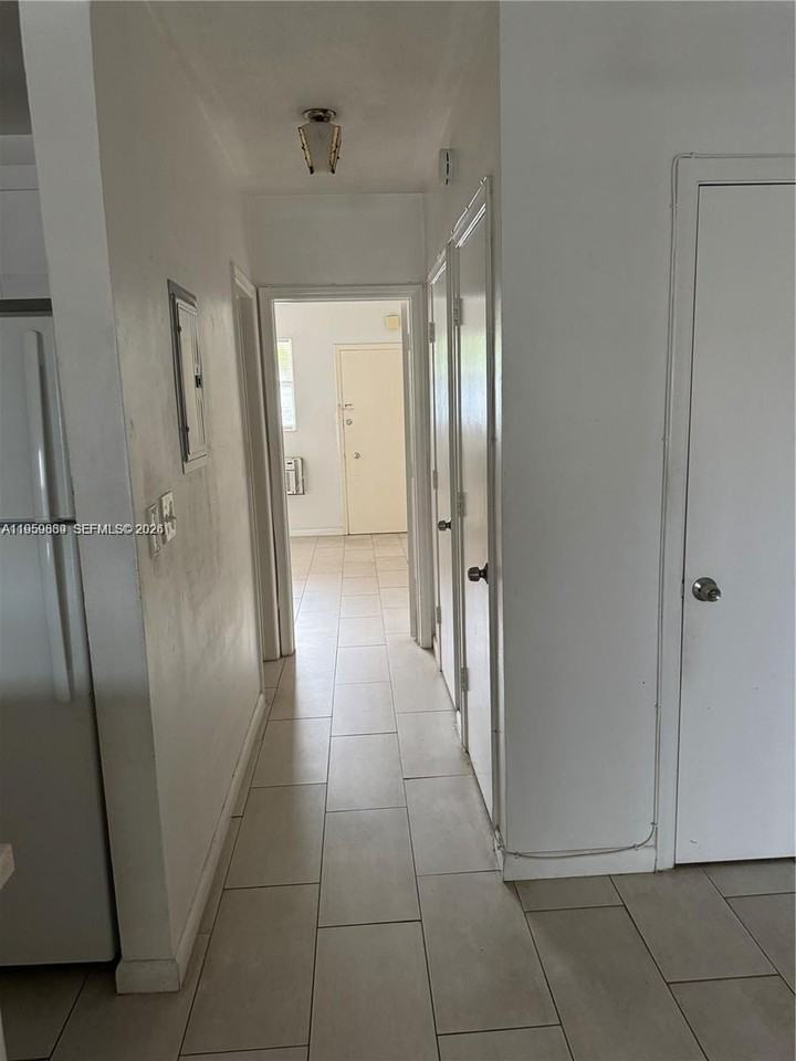 285 Ne 191st St #2907 - Photo 5 of 13