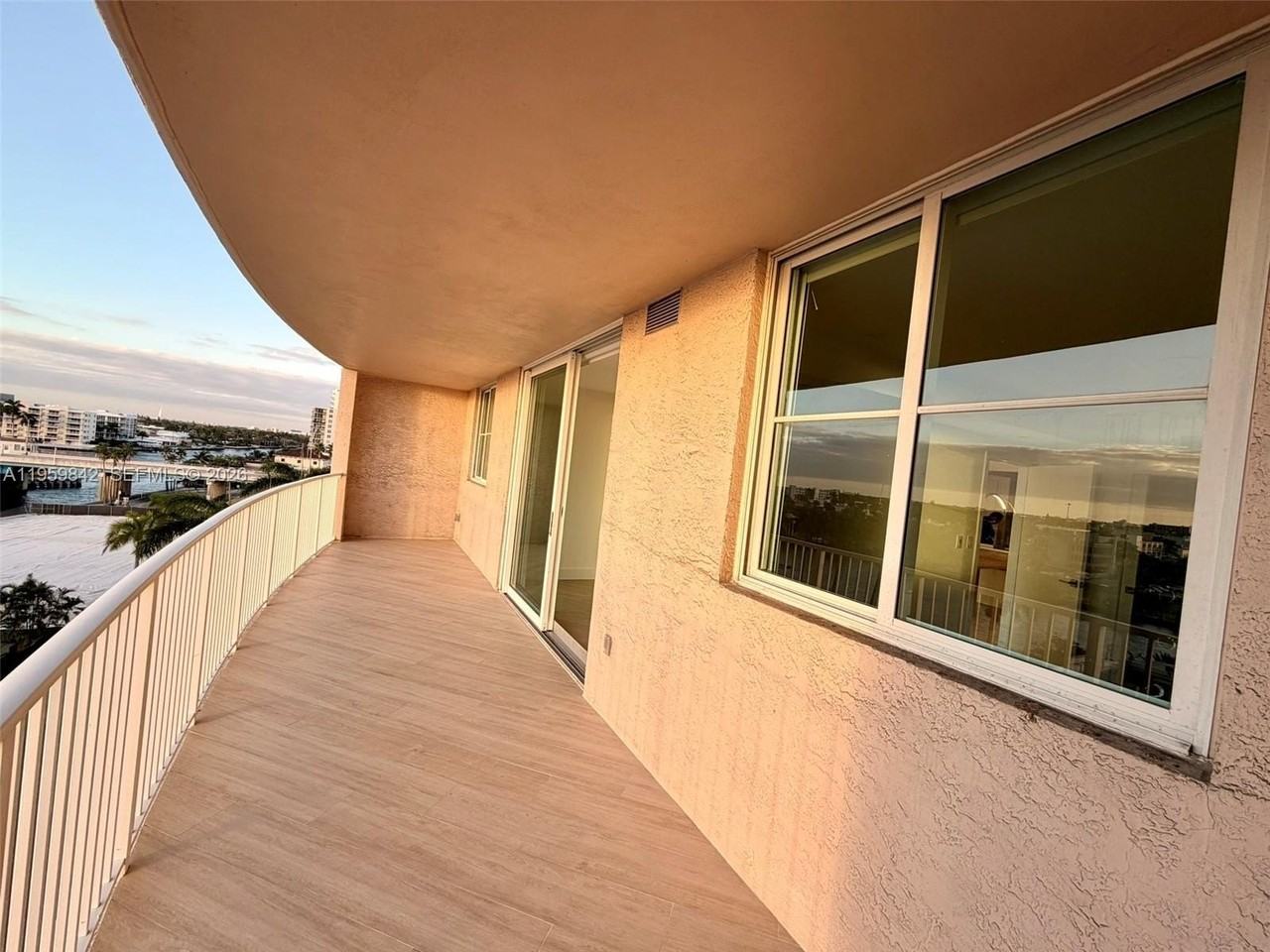 3020 Ne 32nd Ave #612 - Photo 2 of 14