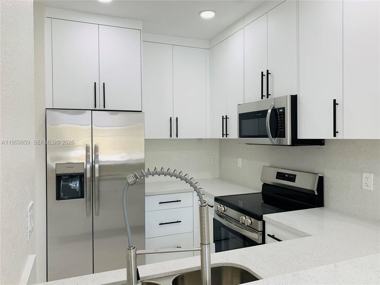 7050 Nw 177th St #203-11 - Photo 5 of 29