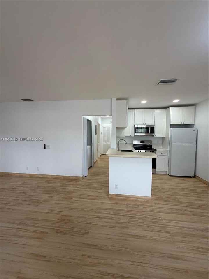 2846 Coral Springs Dr #2846 - Photo 6 of 12