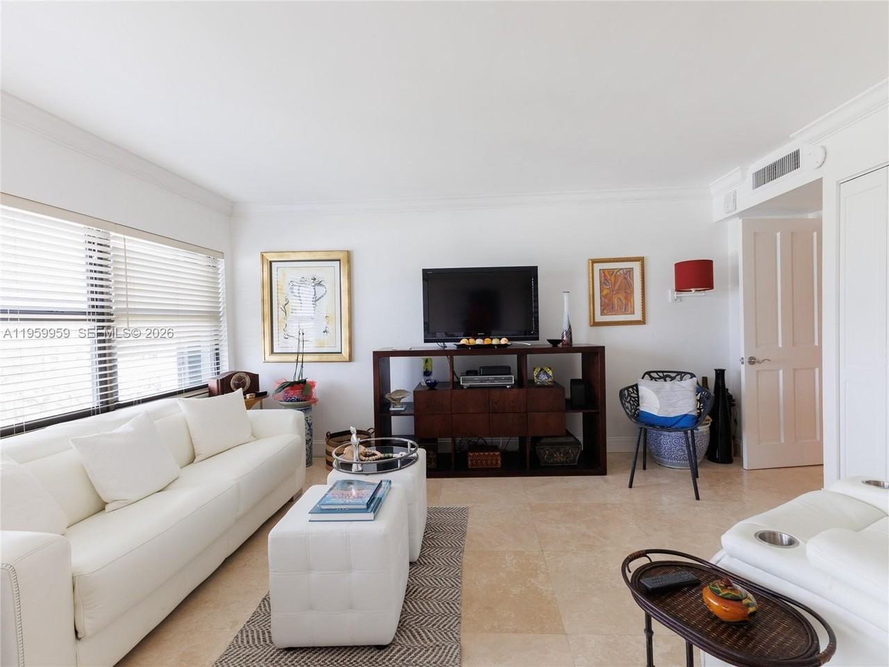 550 Ocean Dr #8B - Photo 5 of 34