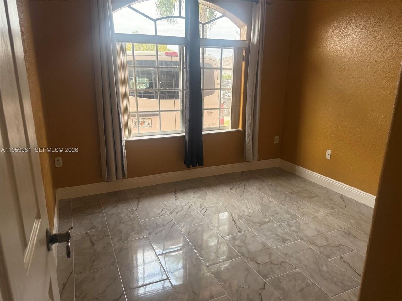 7772 Nw 200th Ln - Photo 6 of 14