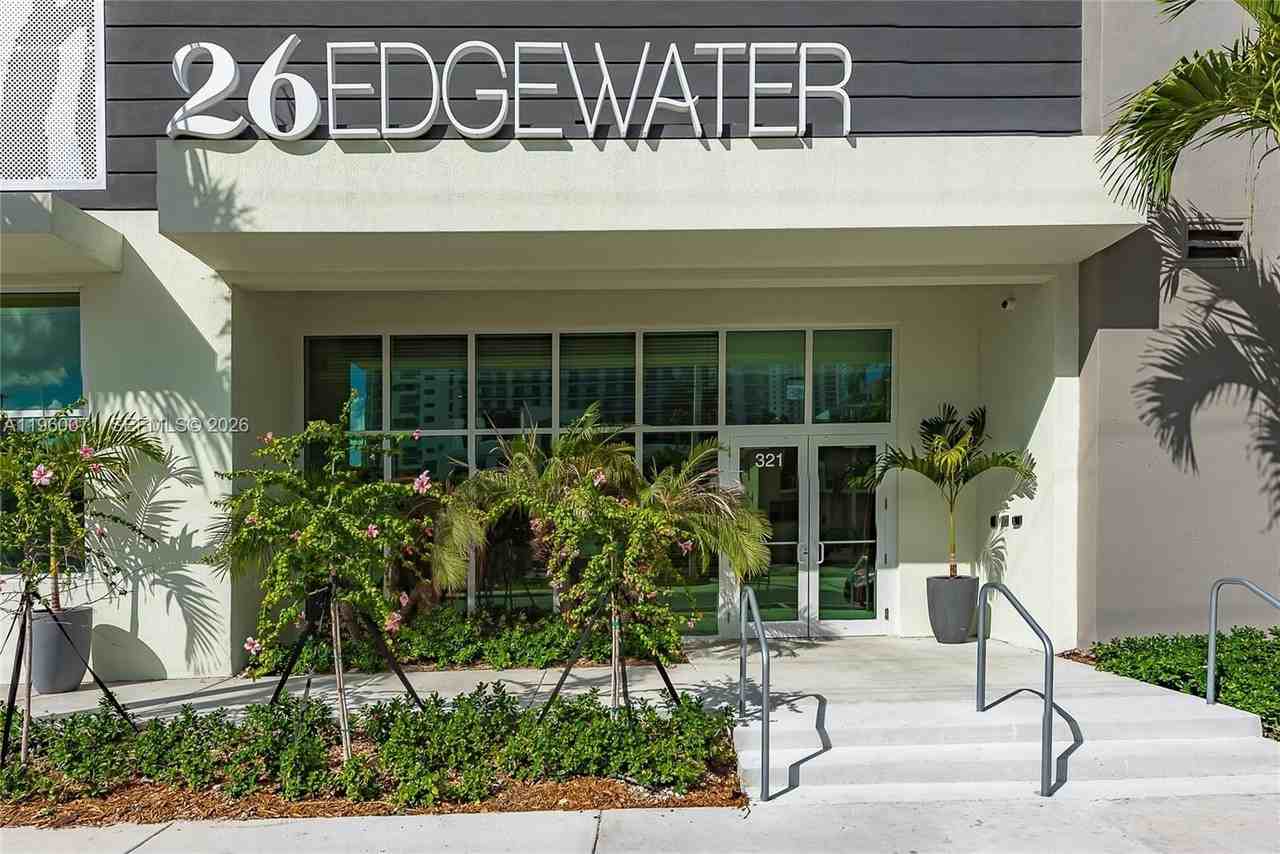 321 Ne 26th St #805 - Photo 5 of 23