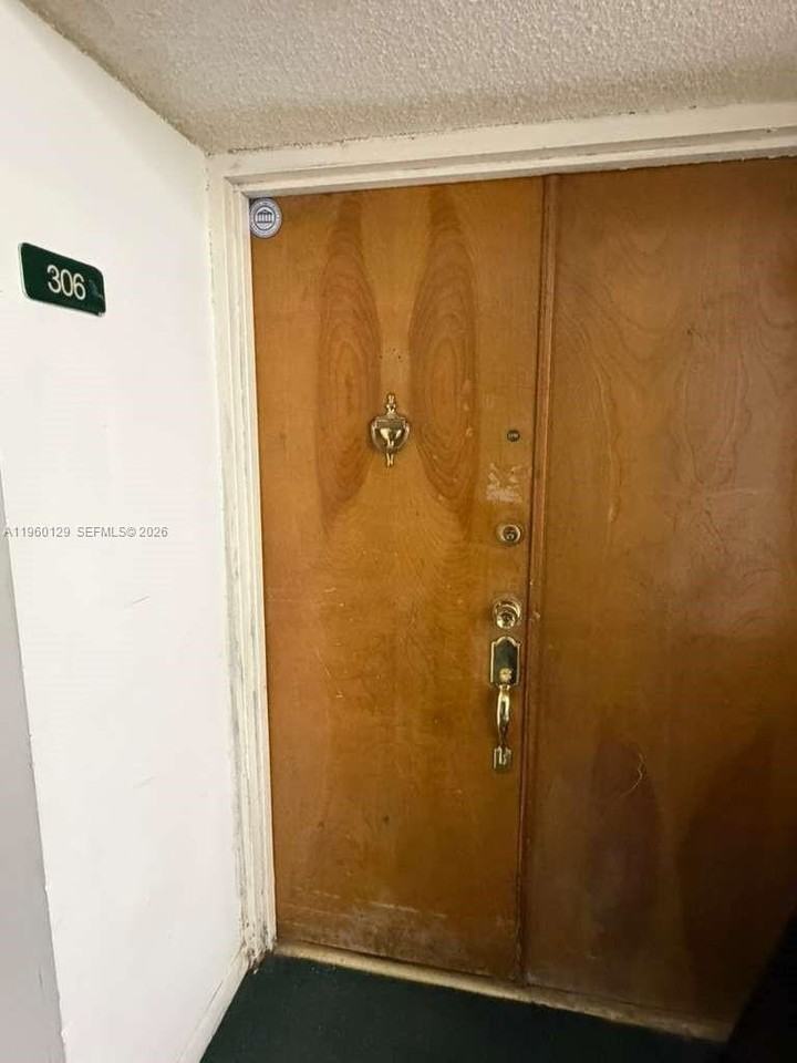 11750 Sw 18th St #306-1 - Photo 2 of 18