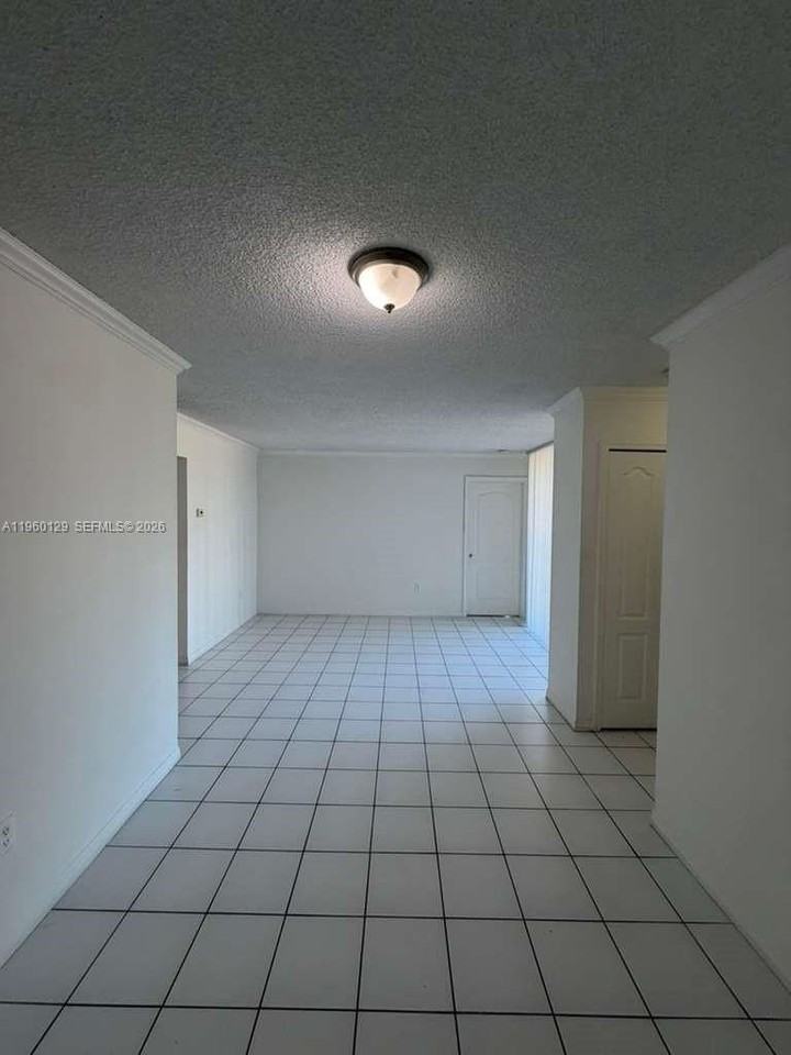 11750 Sw 18th St #306-1 - Photo 5 of 18