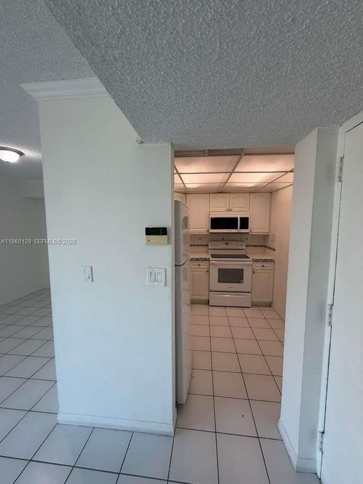 11750 Sw 18th St #306-1 - Photo 6 of 18