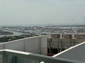 1900 N Bayshore Dr #4307 - Photo 1 of 1