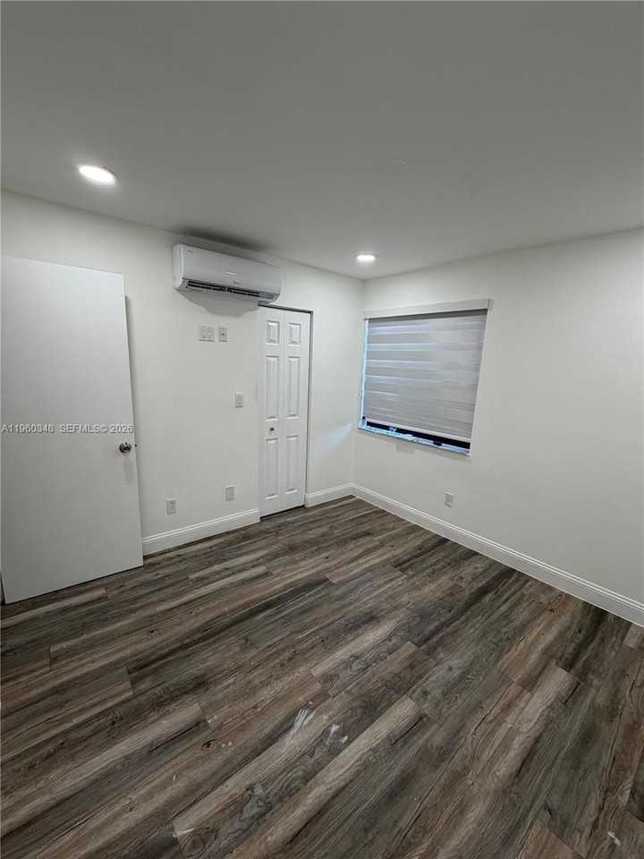 11448 Sw 185th Ter - Photo 7 of 10