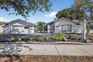 20615 Ne 9th Ct - Photo 1 of 1