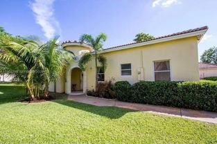 4427 Nw 41st Pl #4427 - Photo 1 of 1