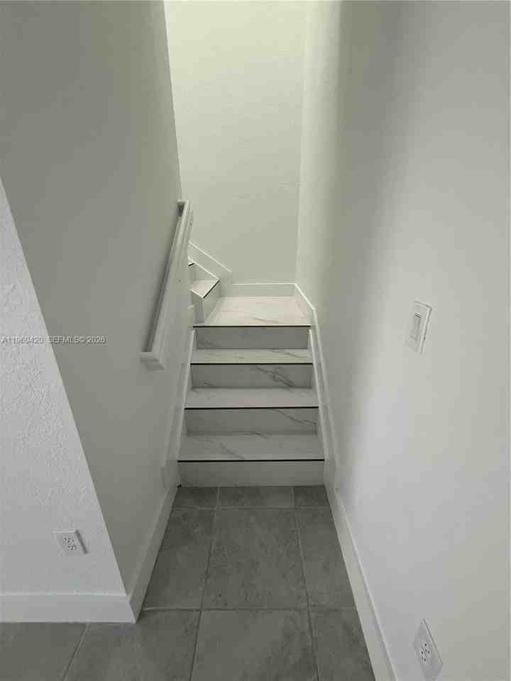 28519 Sw 134th Ct #28519 - Photo 6 of 9