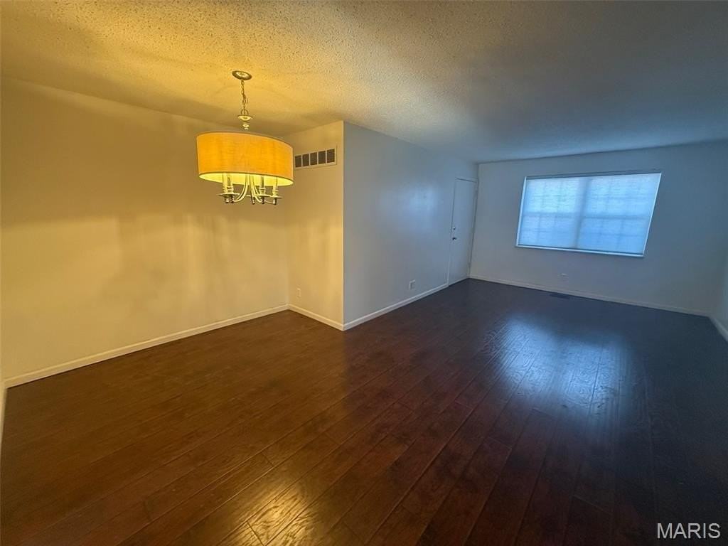 7925 Royal Arms Ct #1 - Photo 3 of 19